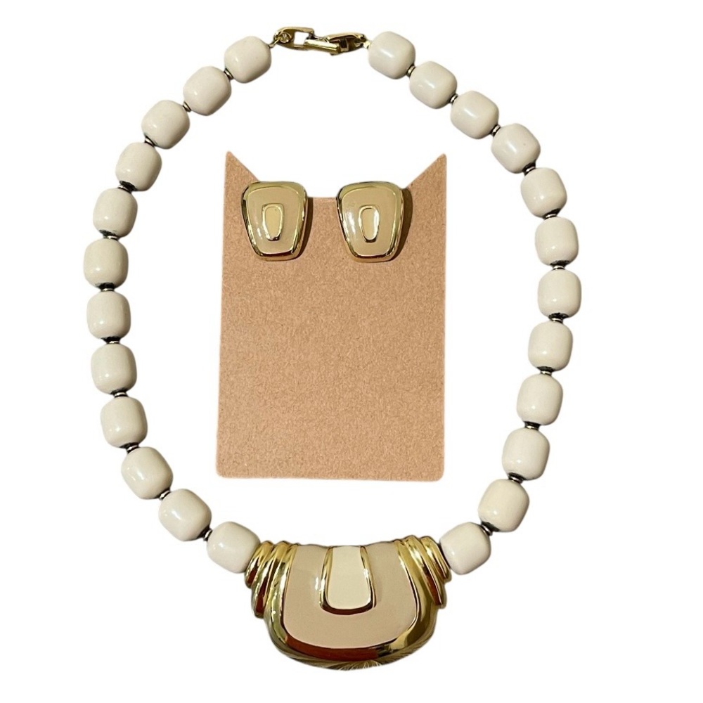 Napier Sahara Sands Necklace & Earrings Set Beaded Beige Enamel Pendant VTG 1986